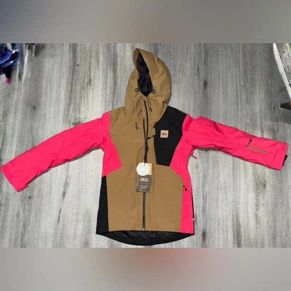 Women's Pink and Tan Ski Jacket - Picture 9 of 14
